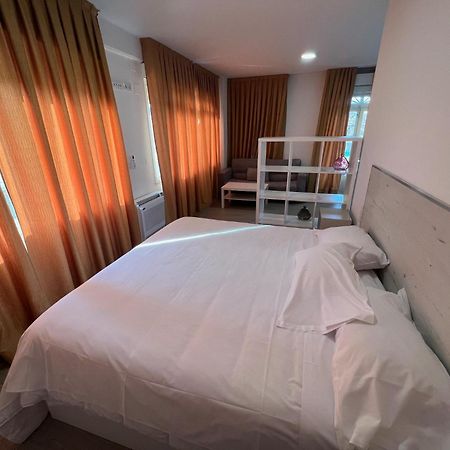 Apartamentos Sanjuan Порриньо Экстерьер фото