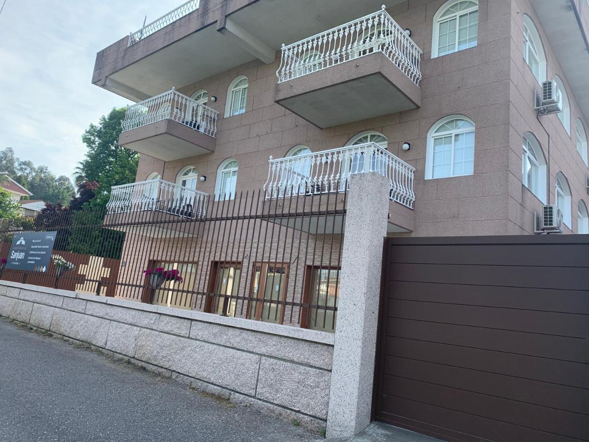 Apartamentos Sanjuan Порриньо Экстерьер фото